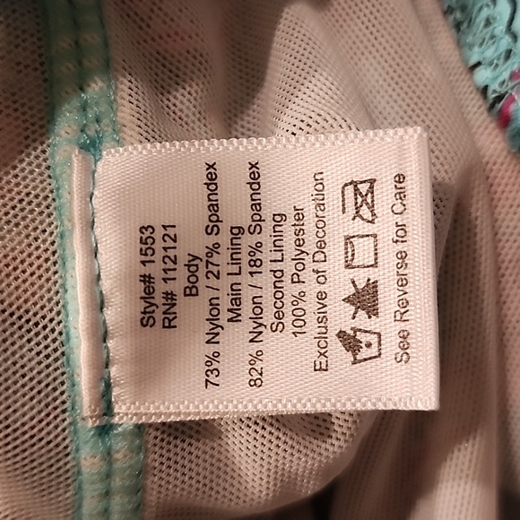 NWT Spanx Love your assets full coverage swim suit - Picture 8 of 11